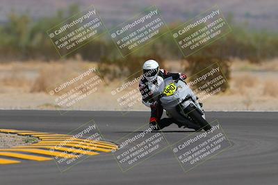 media/Sep-11-2022-SoCal Trackdays (Sun) [[81b7e951af]]/Turn 5 (1110am)/